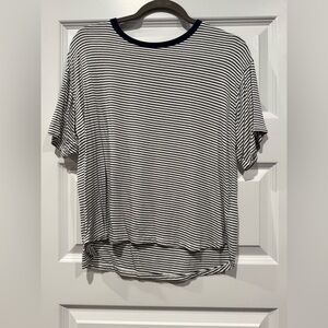 Soft and sexy tee from AE